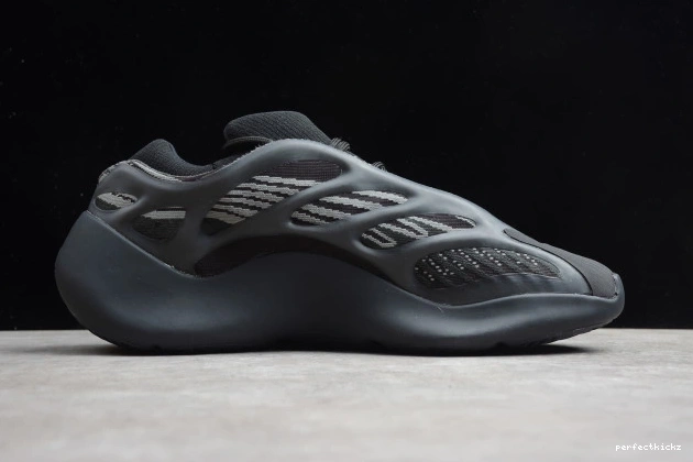 Boost V3 H67799 Black Yeezy Adidas 700 0708